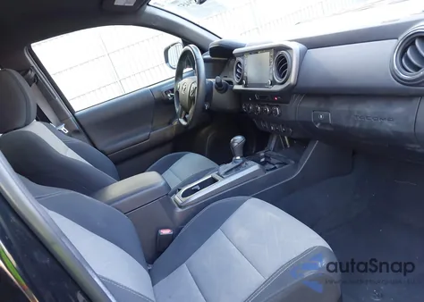 2023 Toyota Tacoma Trd Off Road z USA, uszkodzony, nr VIN 3TMCZ5AN9PM536771